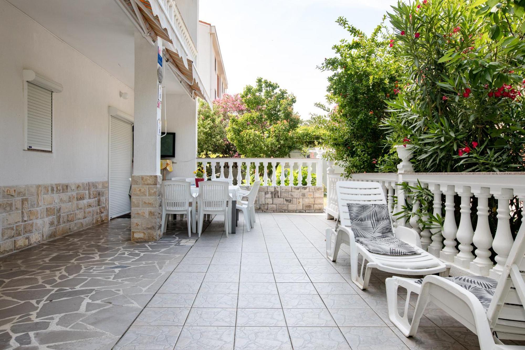 Palit Lovely Meta Apartments מראה חיצוני תמונה