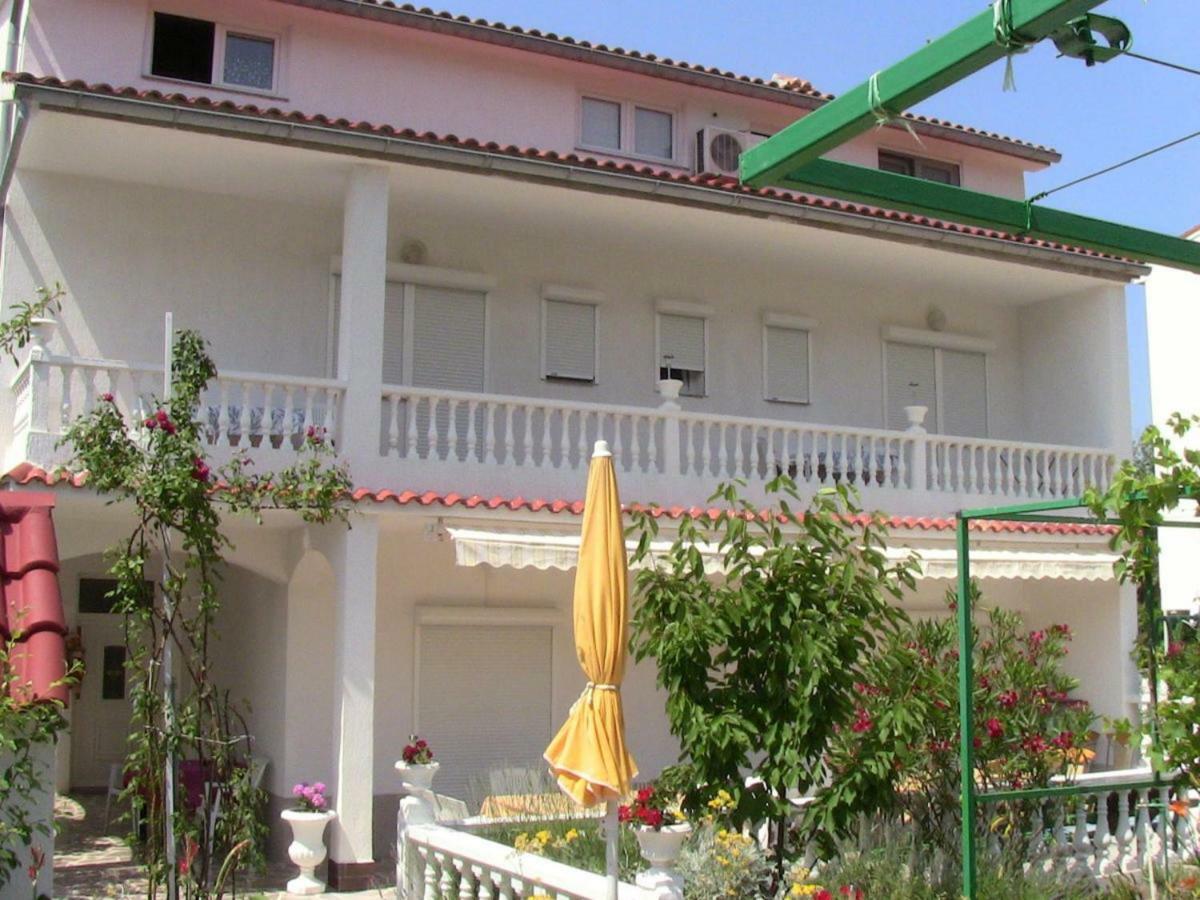 Palit Lovely Meta Apartments מראה חיצוני תמונה